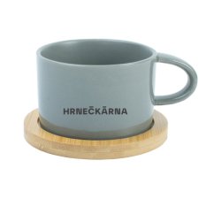 Makronka, šedá, keramický designový hrnek s bambusovým podtáckem