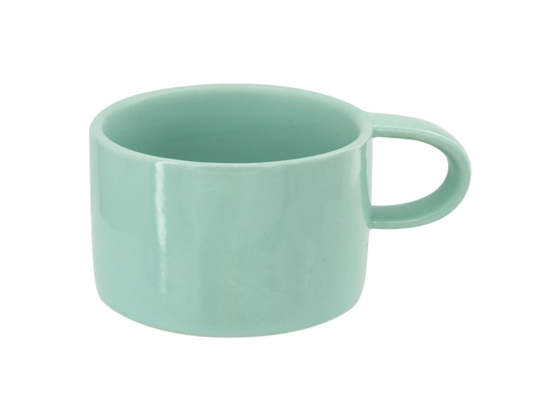 Makronka, zelená, keramický designový hrnek s bambusovým podtáckem